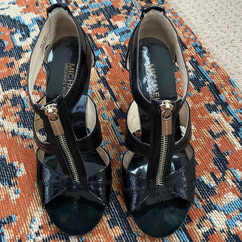 Michael Kors Berkeley Heels - Size 6